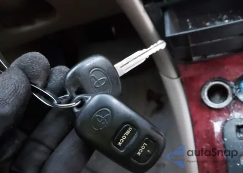 2005 Toyota Corolla Le z USA, uszkodzony, nr VIN 2T1BR30E25C452623